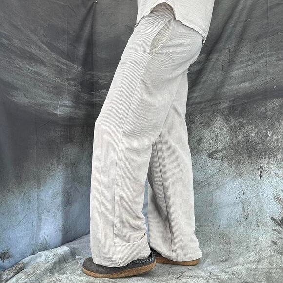 Y2K BDG Baggy Soft corduroy sweatpants tan flared size small - Picture 1 of 7